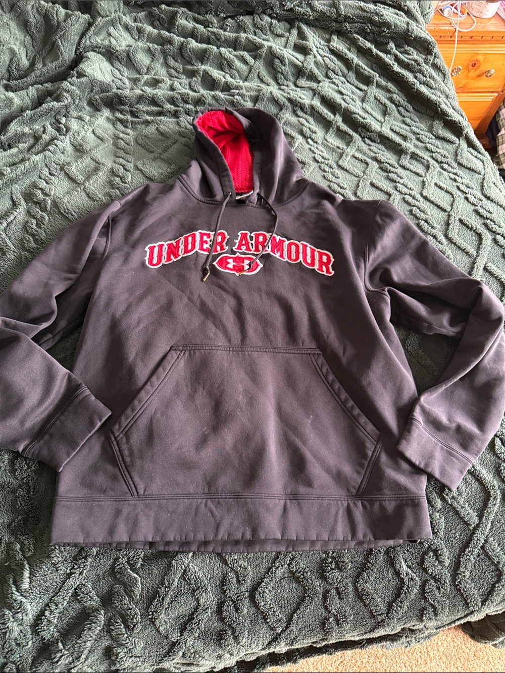 Under Armour black Hoodie with Red Accents